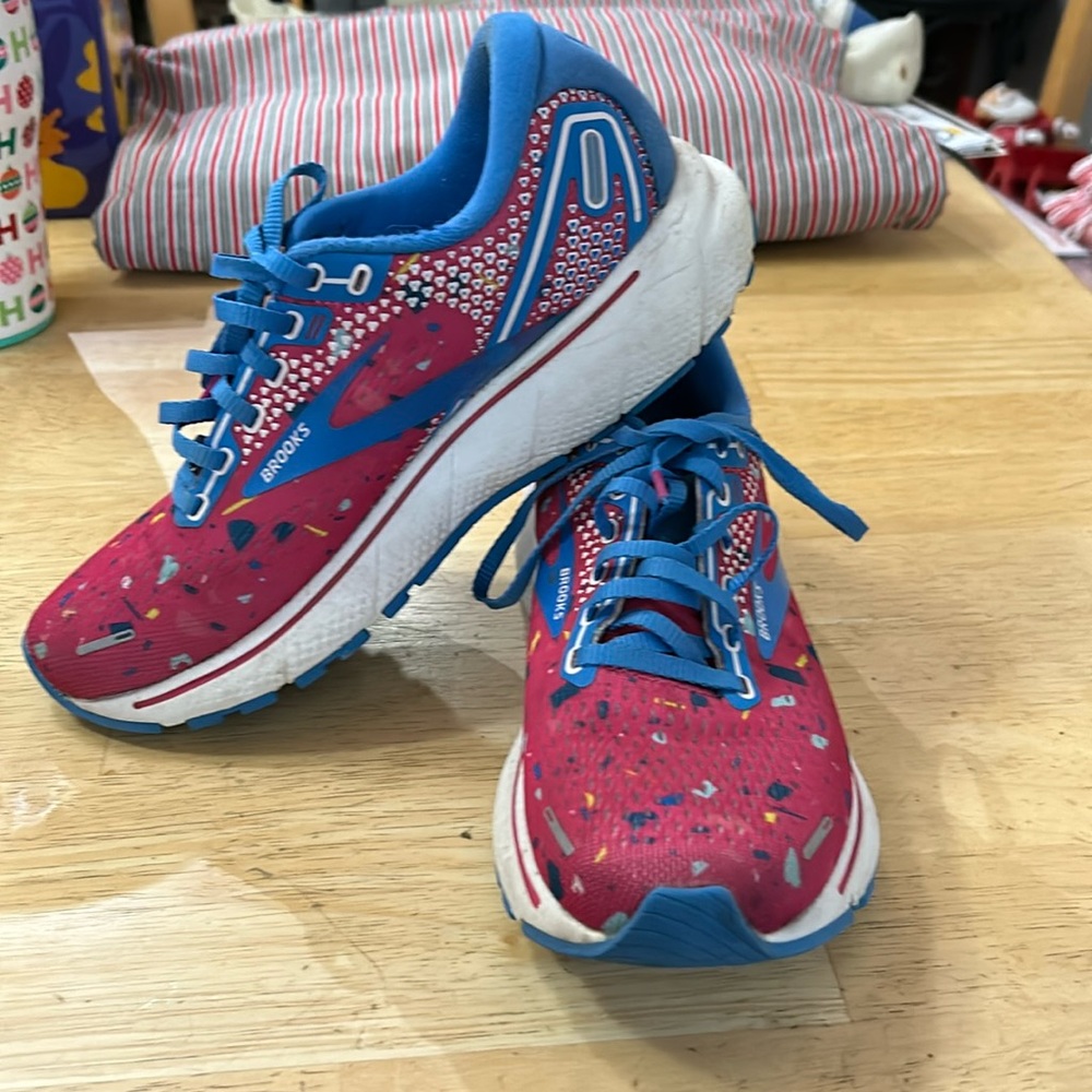 Brooks Ghost 14 running shoes